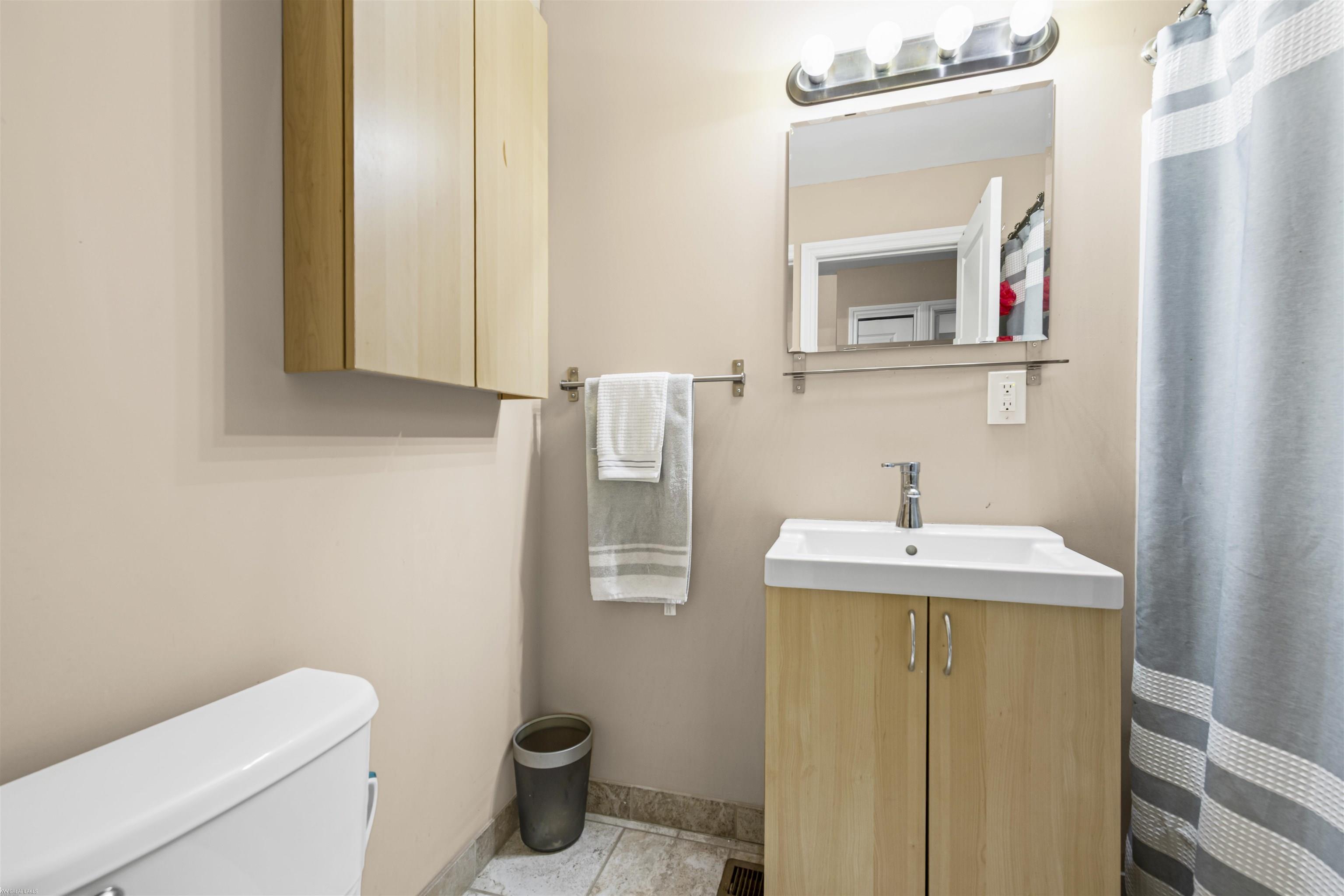 21627 E 11 Mile Road