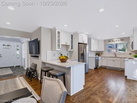 Tiny photo for 36984 Heatherton Drive, Farmington City, MI 48335 (MLS # 20261075606)