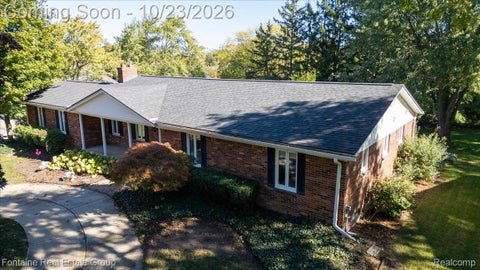 Tiny photo for 36984 Heatherton Drive, Farmington City, MI 48335 (MLS # 20261075606)