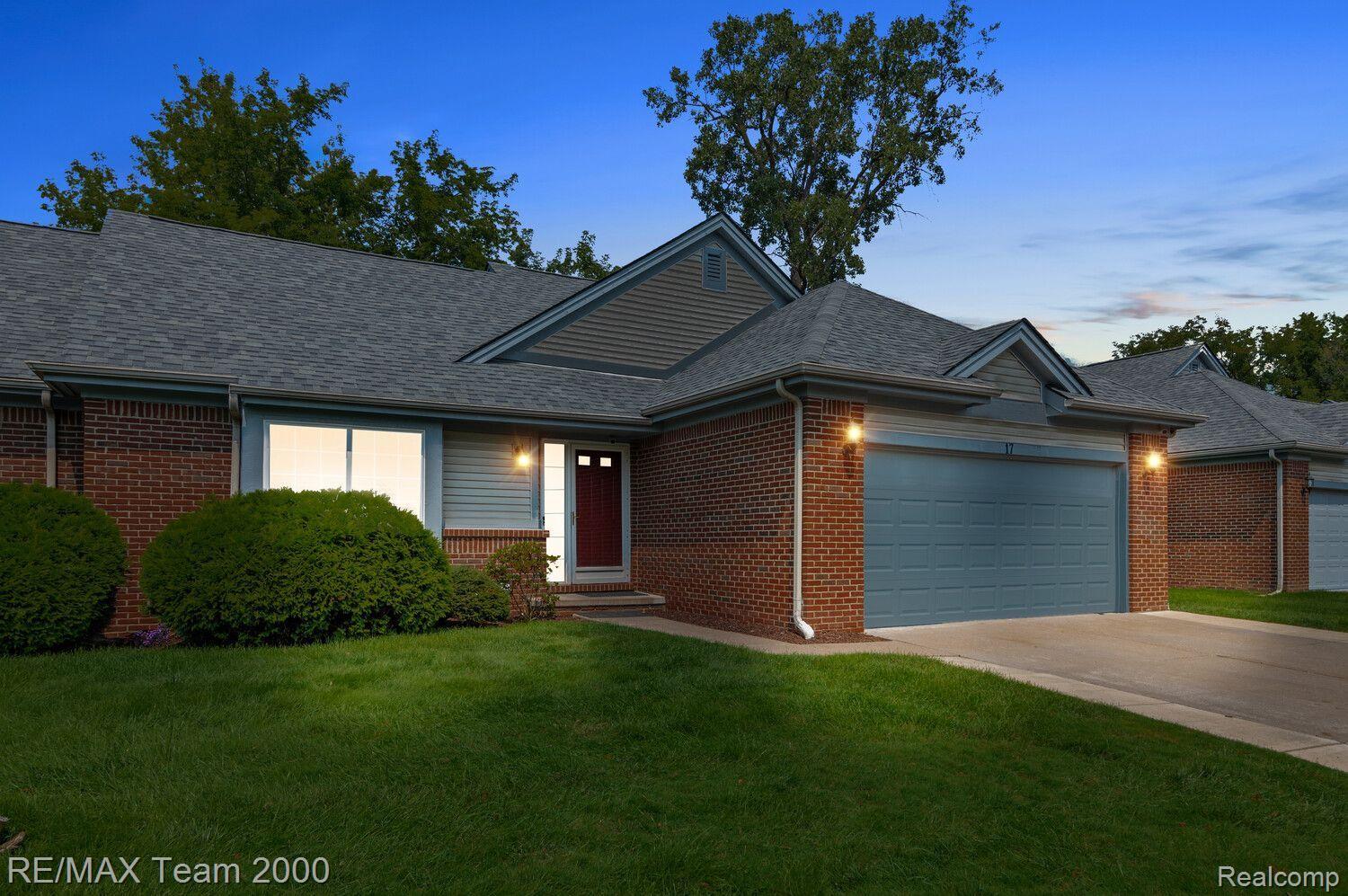 Photo 1 of 35 — 17 SCOTTSDALE, Dearborn City, MI 48124