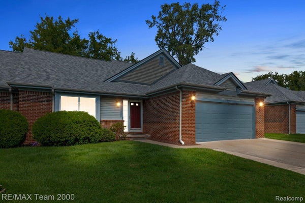 17 SCOTTSDALE PL, DEARBORN, MI 48124 - Image a3f763c8a6cca77cd044fcf365f3ef93/670156850