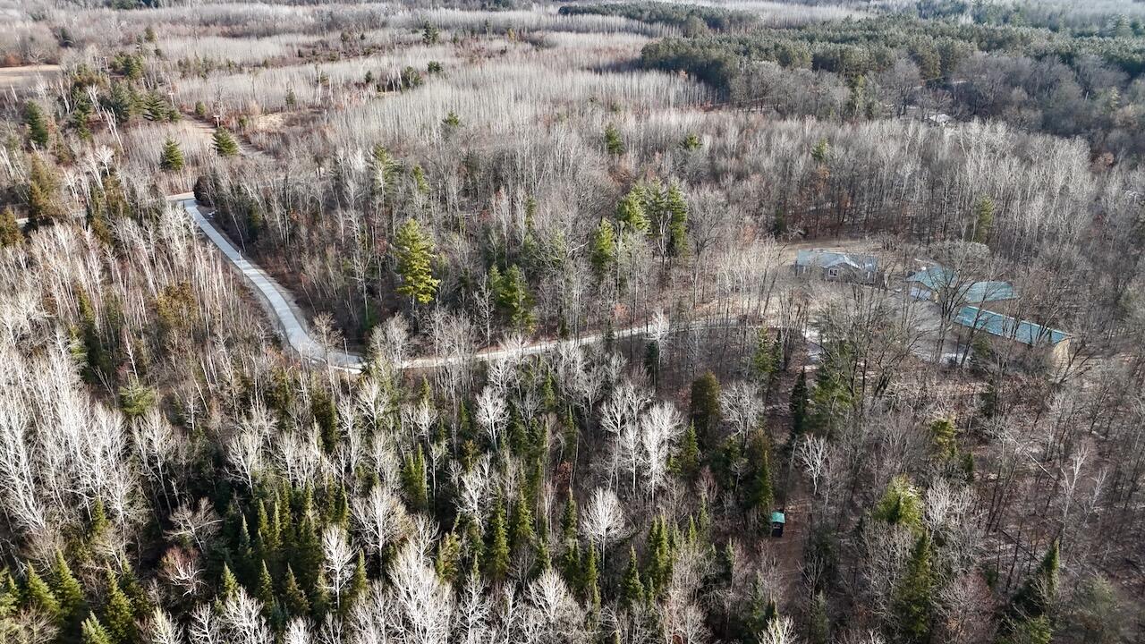 5717 Maple Ridge Road