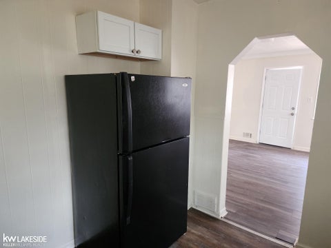 Tiny photo for 8158 Westminster Avenue, Warren City, MI 48089 (MLS # 58050225576)