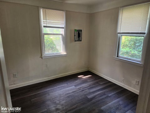 Tiny photo for 8158 Westminster Avenue, Warren City, MI 48089 (MLS # 58050225576)