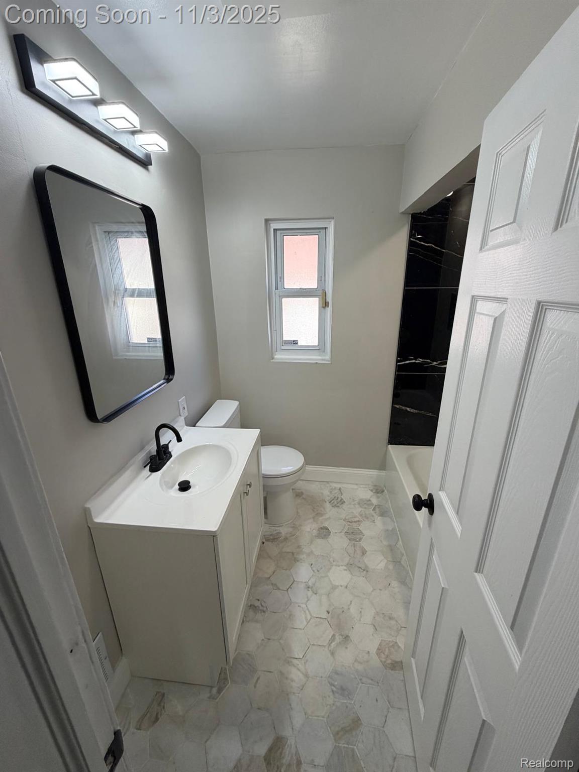 17540 Plainview Avenue