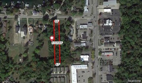 2045 S Long Lake Road Fenton City MI 48430