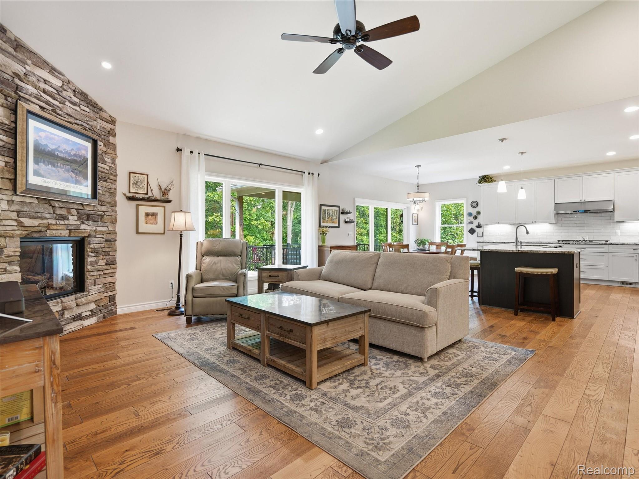 2588 Cheltenham Knoll