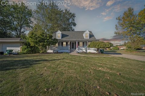 Photo of 30436 Beechwood Street, Garden City City, MI 48135 (MLS # 20251043244)