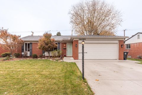 14220 Knolson Street Livonia City MI 48154