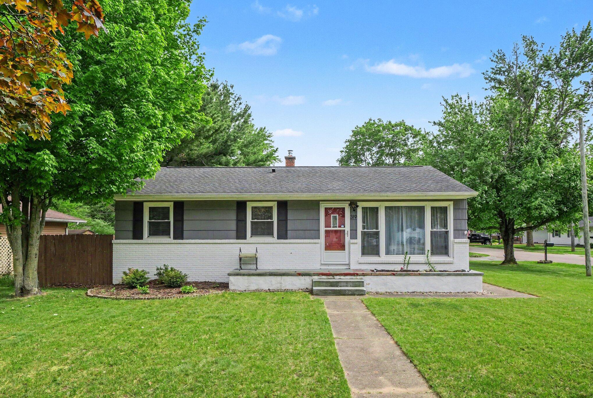 319 W North Street