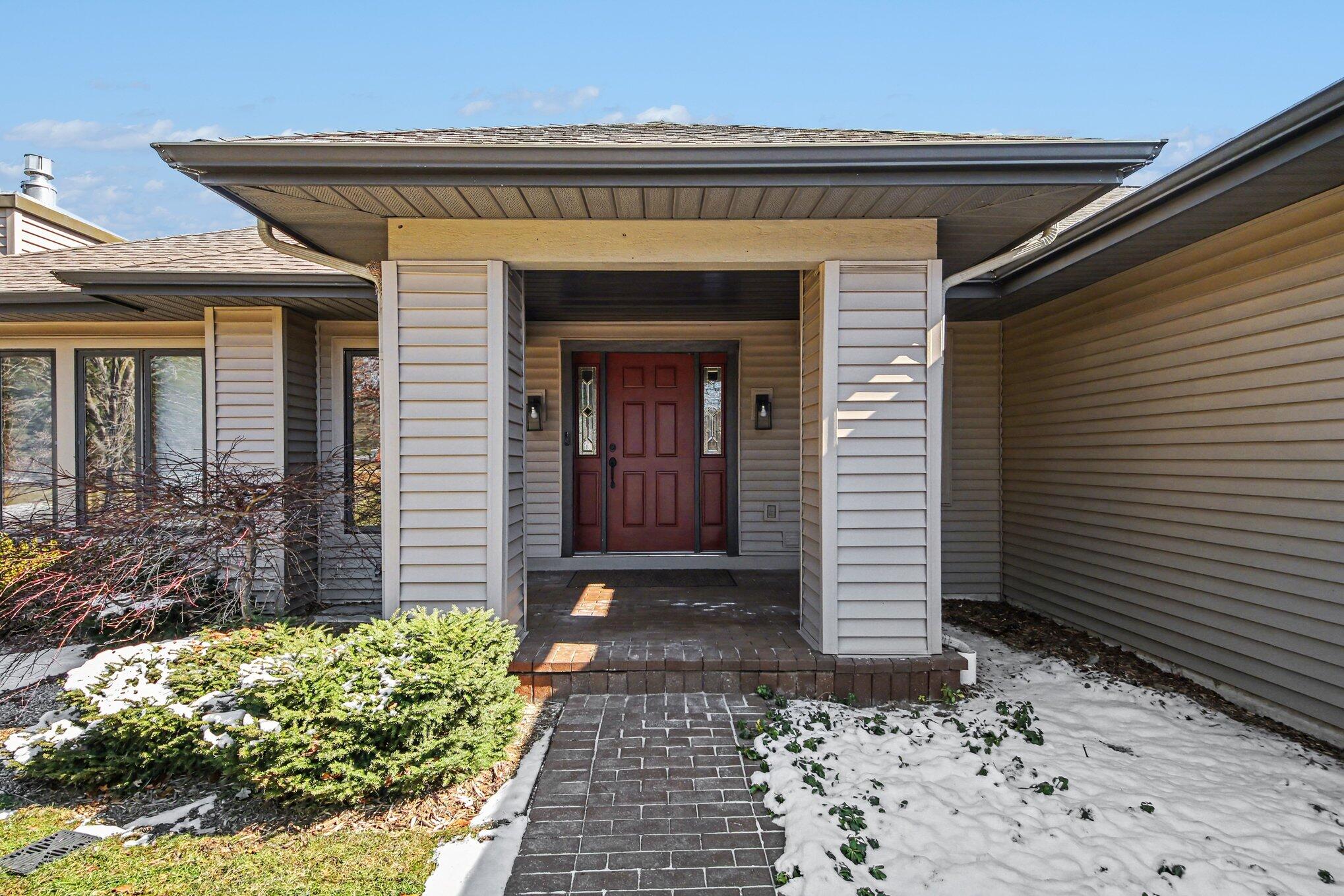 9480 Prairie Drive SE