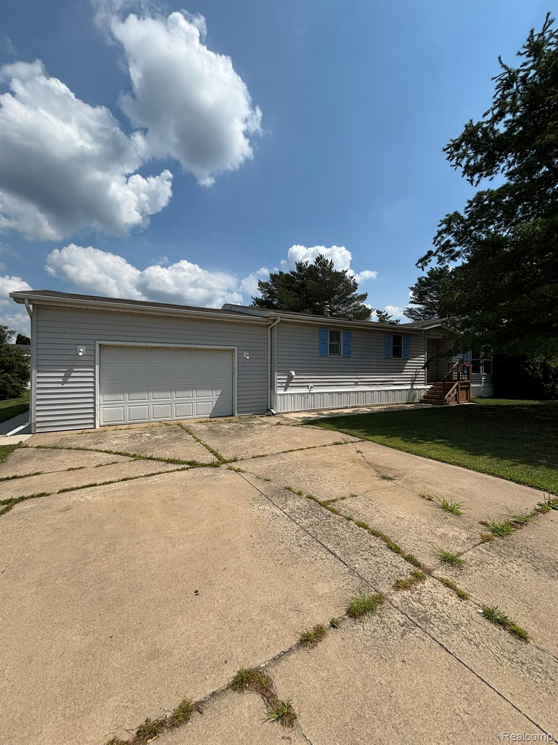 129 Pineview Drive