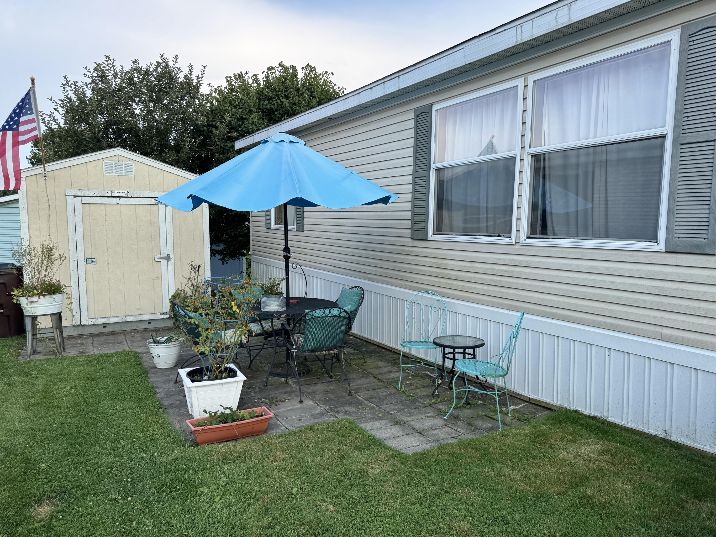 2835 S Wagner 176