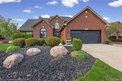 Photo of 19985 Pine Cone Drive, Macomb Township, MI 48042 (MLS # 20261029874)