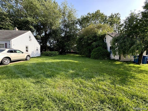 Photo for 24727 Hopkins