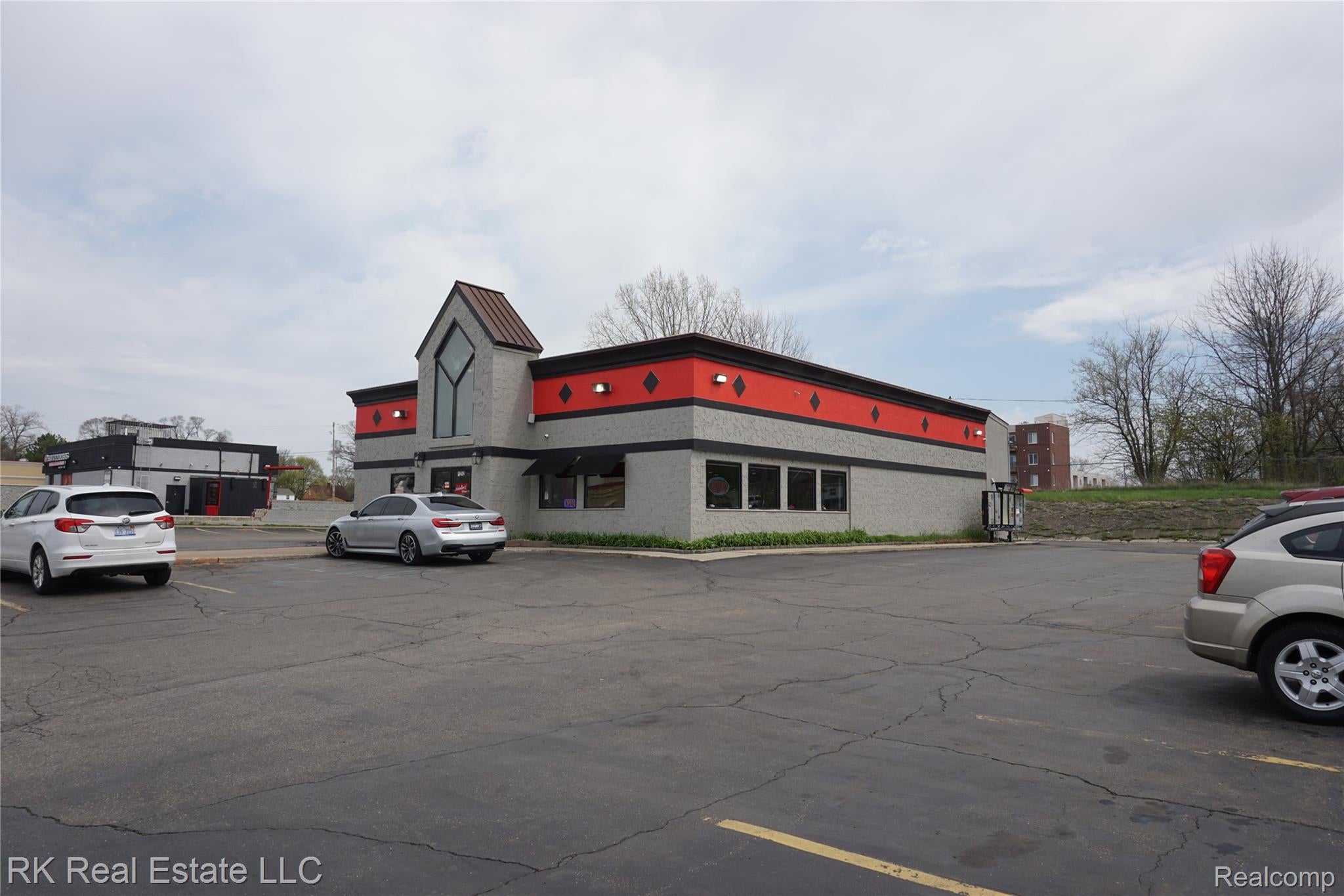 1252 N Ballenger Highway