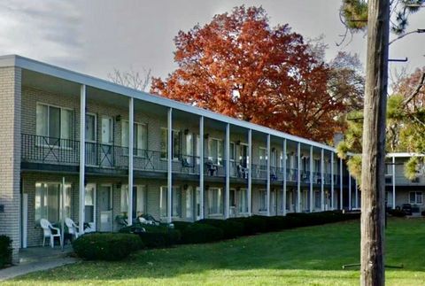 17161 Redford Street 108 Detroit City MI 48219