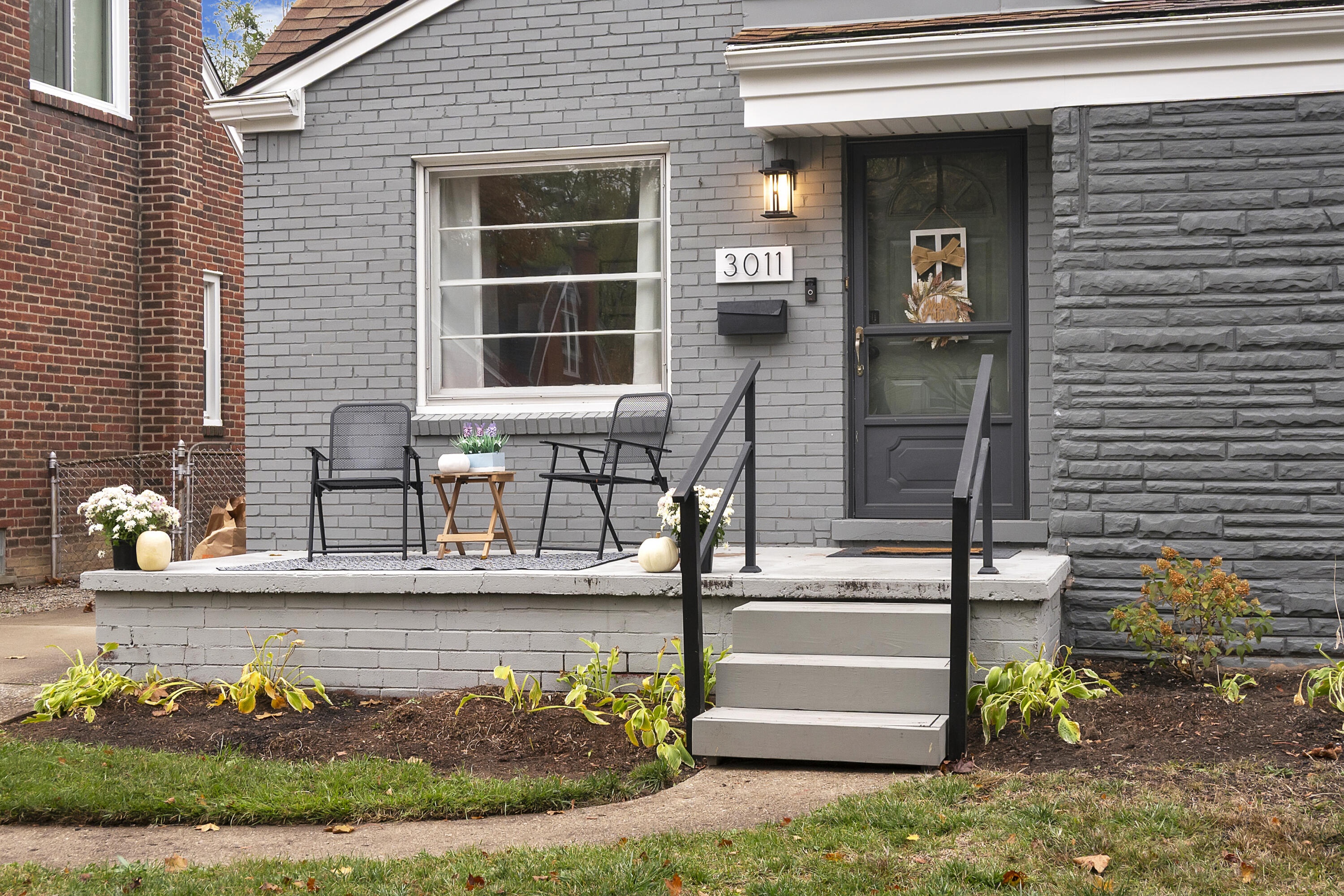 3011 N Alexander Avenue