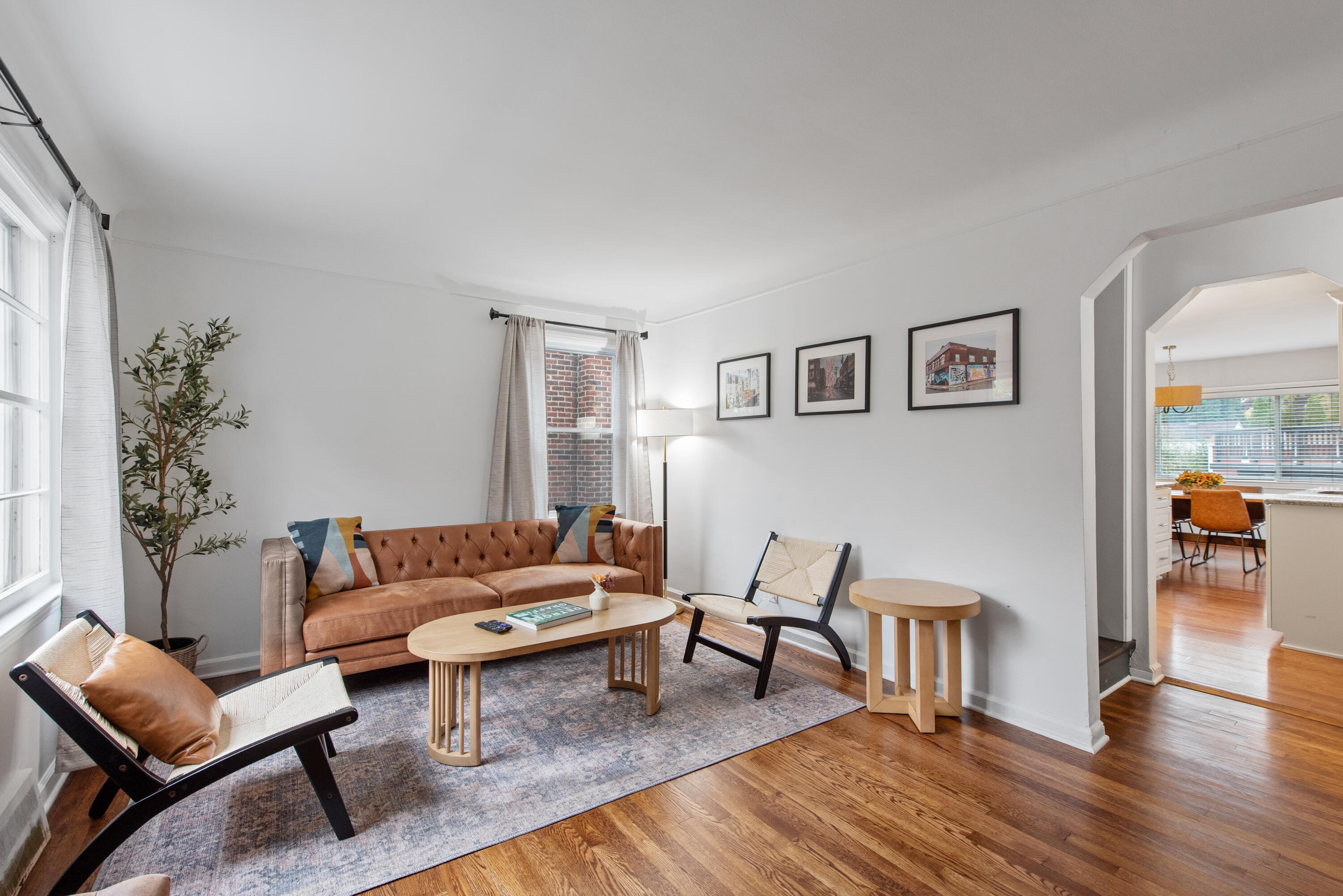 3011 N Alexander Avenue