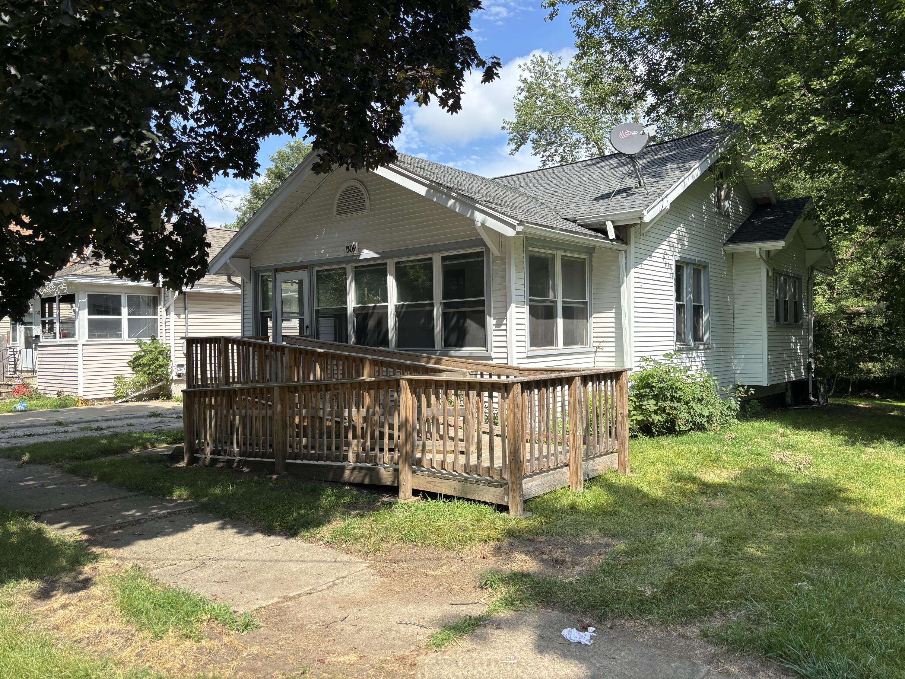 1309 Woodbridge Street