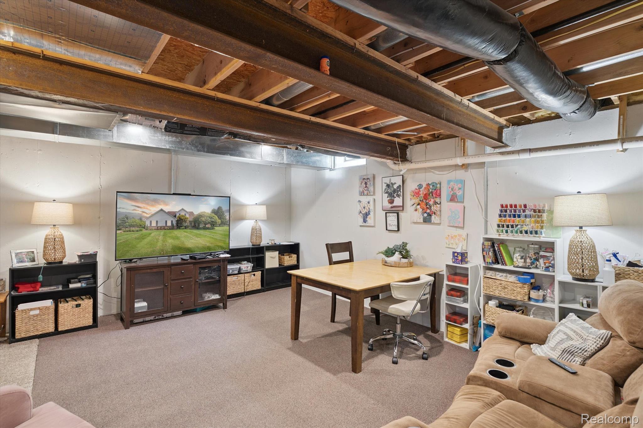 Brandon Charter Township, Michigan 48348, United States, 4 Bedrooms Bedrooms, ,3 BathroomsBathrooms,Residential,Pending,187687