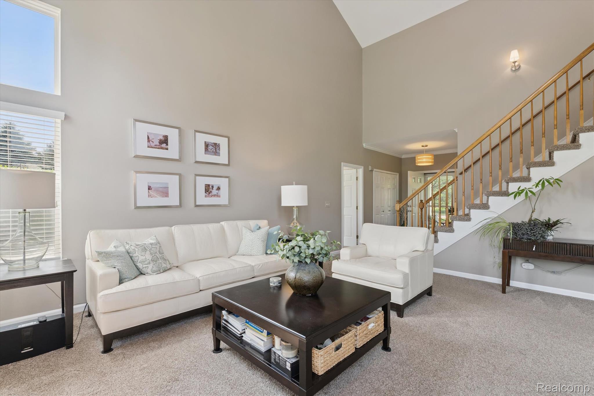 Brandon Charter Township, Michigan 48348, United States, 4 Bedrooms Bedrooms, ,3 BathroomsBathrooms,Residential,Pending,187687