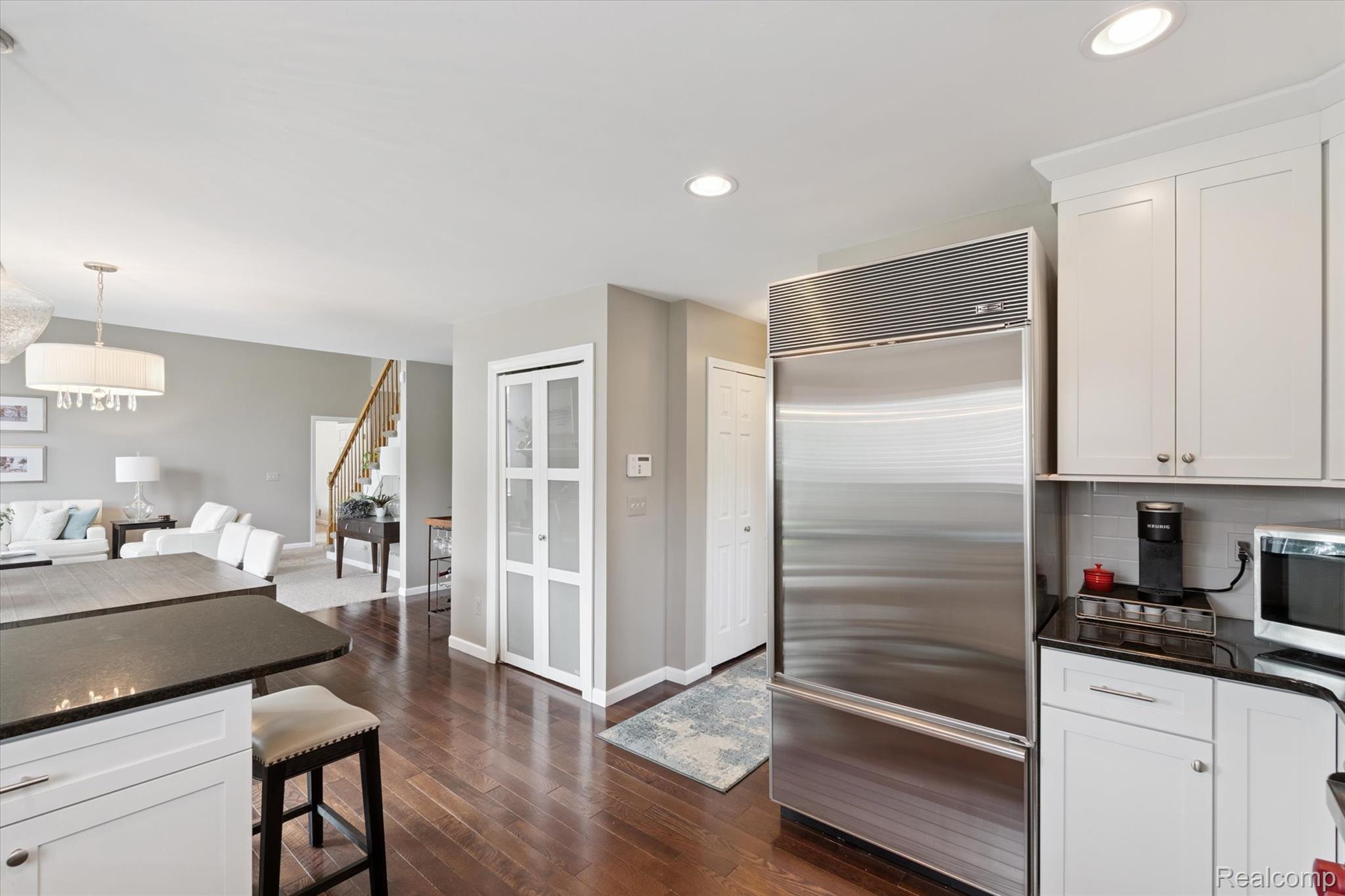 Brandon Charter Township, Michigan 48348, United States, 4 Bedrooms Bedrooms, ,3 BathroomsBathrooms,Residential,Pending,187687