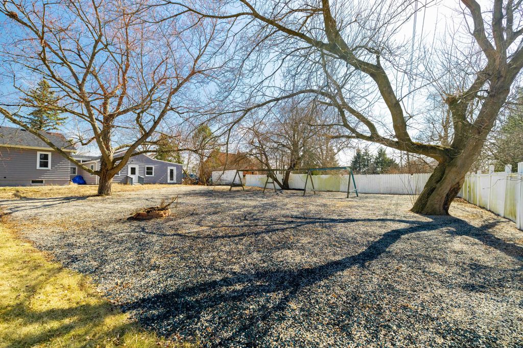 listing image 43