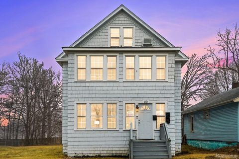 20 Frank Street Pontiac City MI 48342