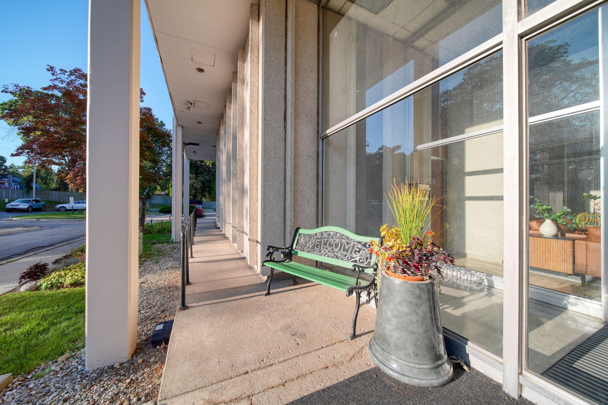 715 W Michigan Avenue 404