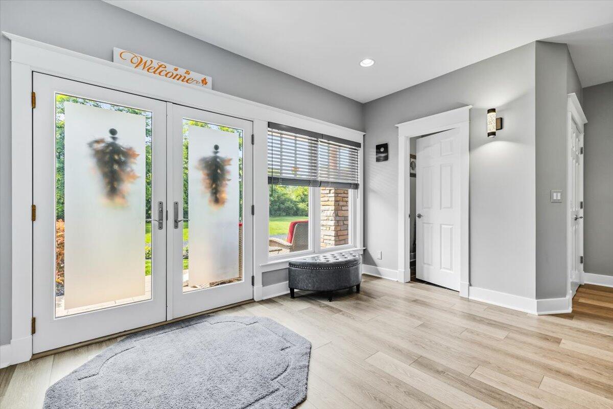 2491 Bay Pointe Drive