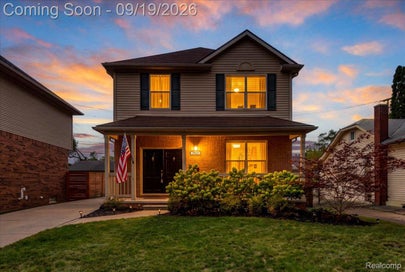 2923 Ellwood Avenue Berkley City MI 48072