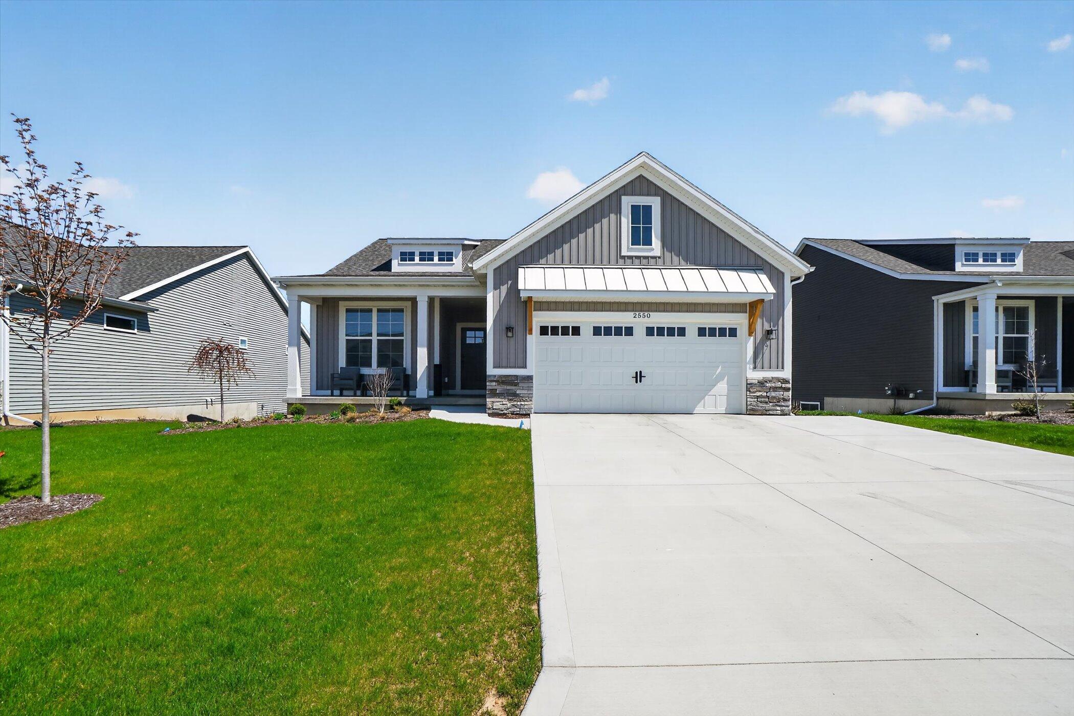 2550 Meadow Ridge Drive