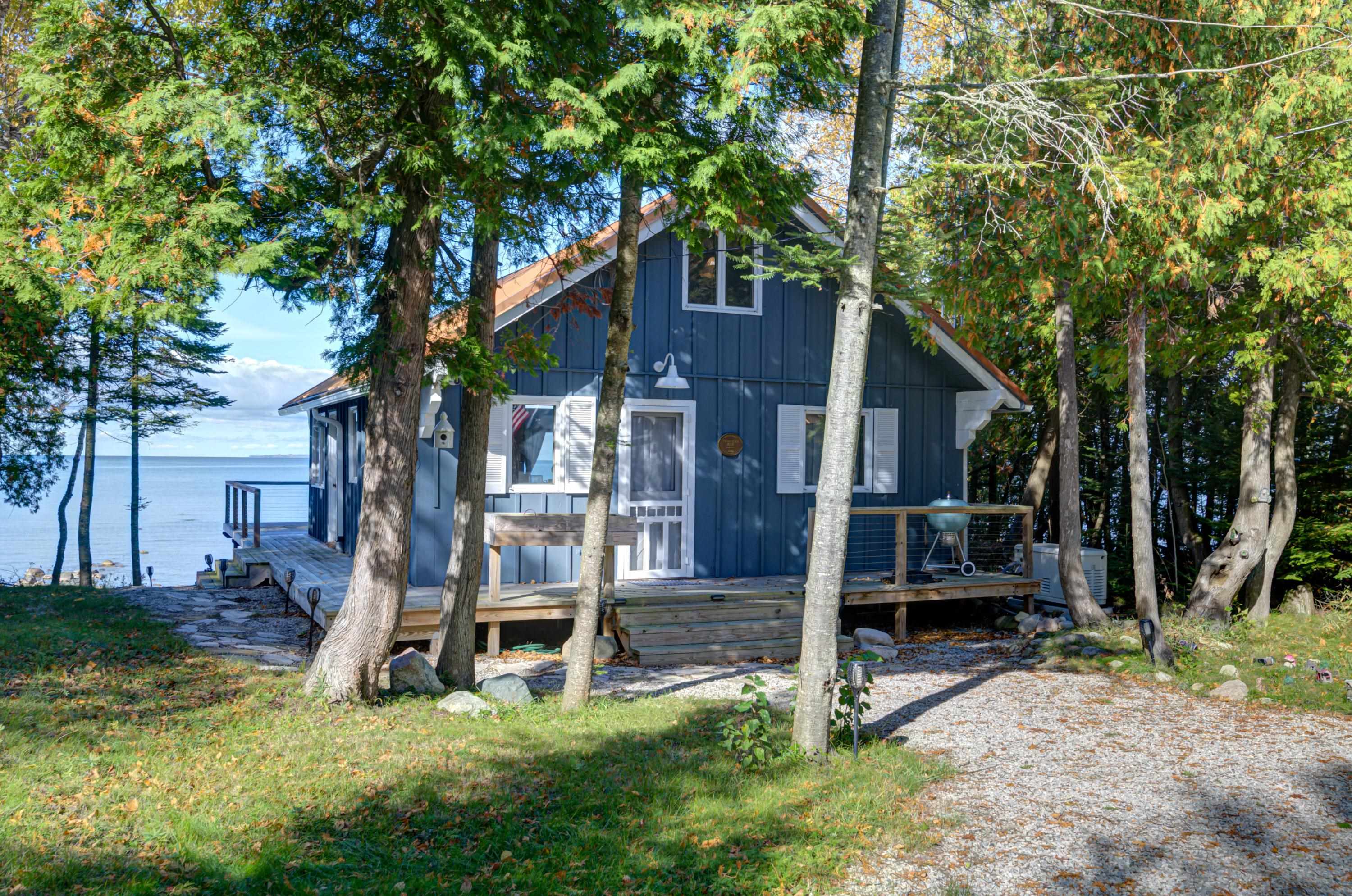 14827 N Cathead Bay Drive