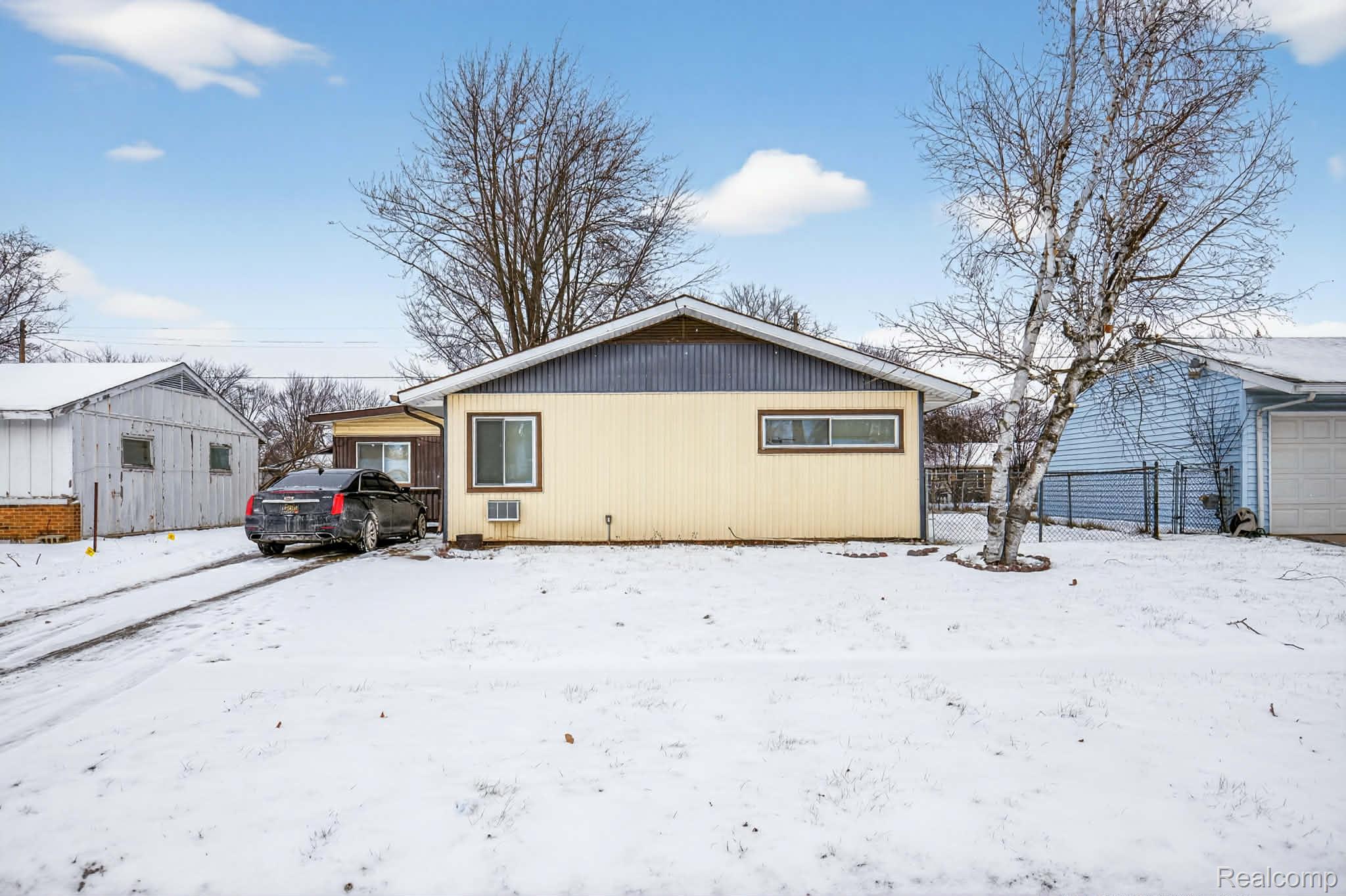 2835 Kensington Drive