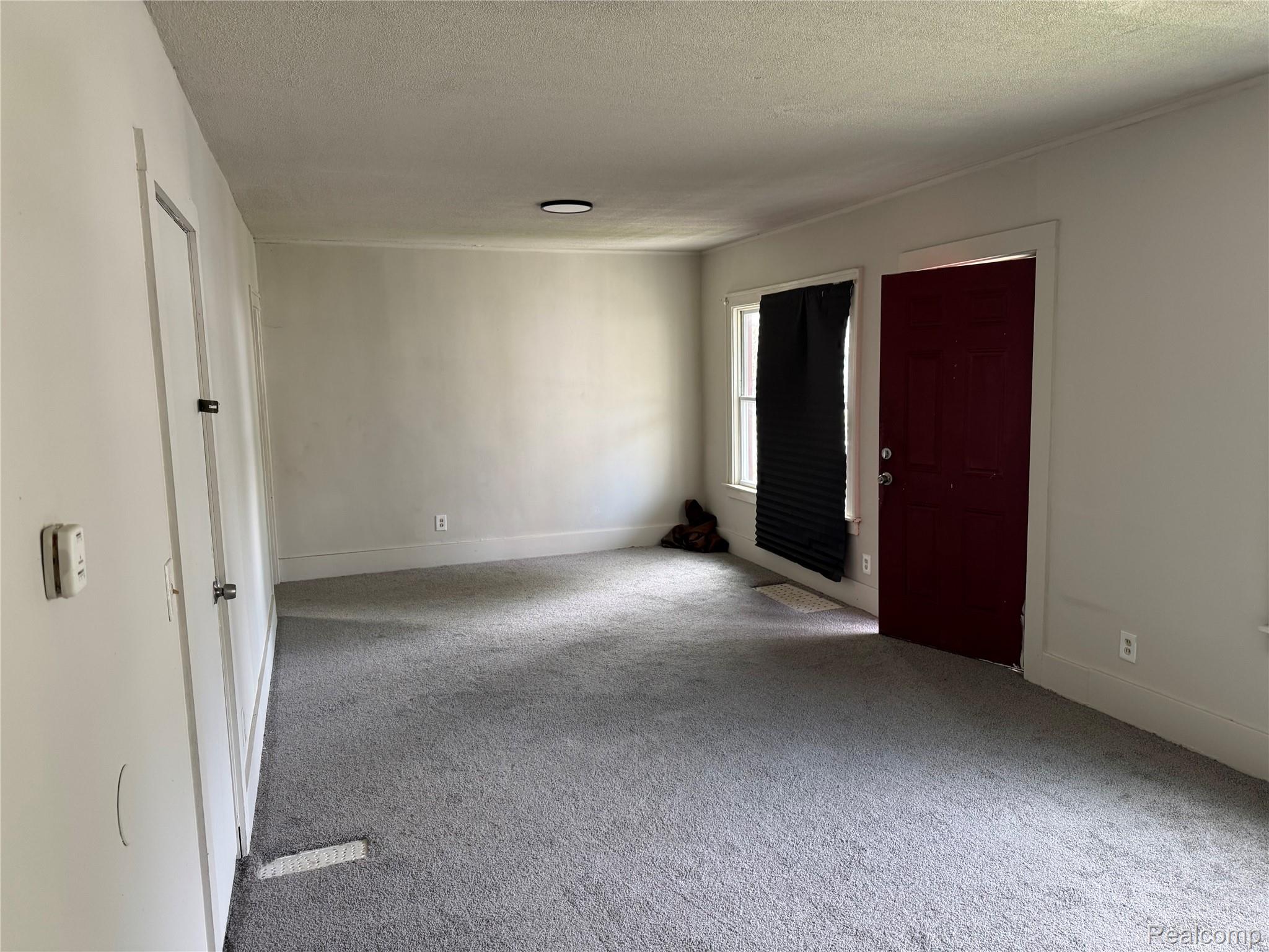 6490 Rosemont Avenue