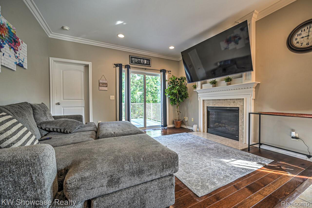 1156 Alissa Marie Drive