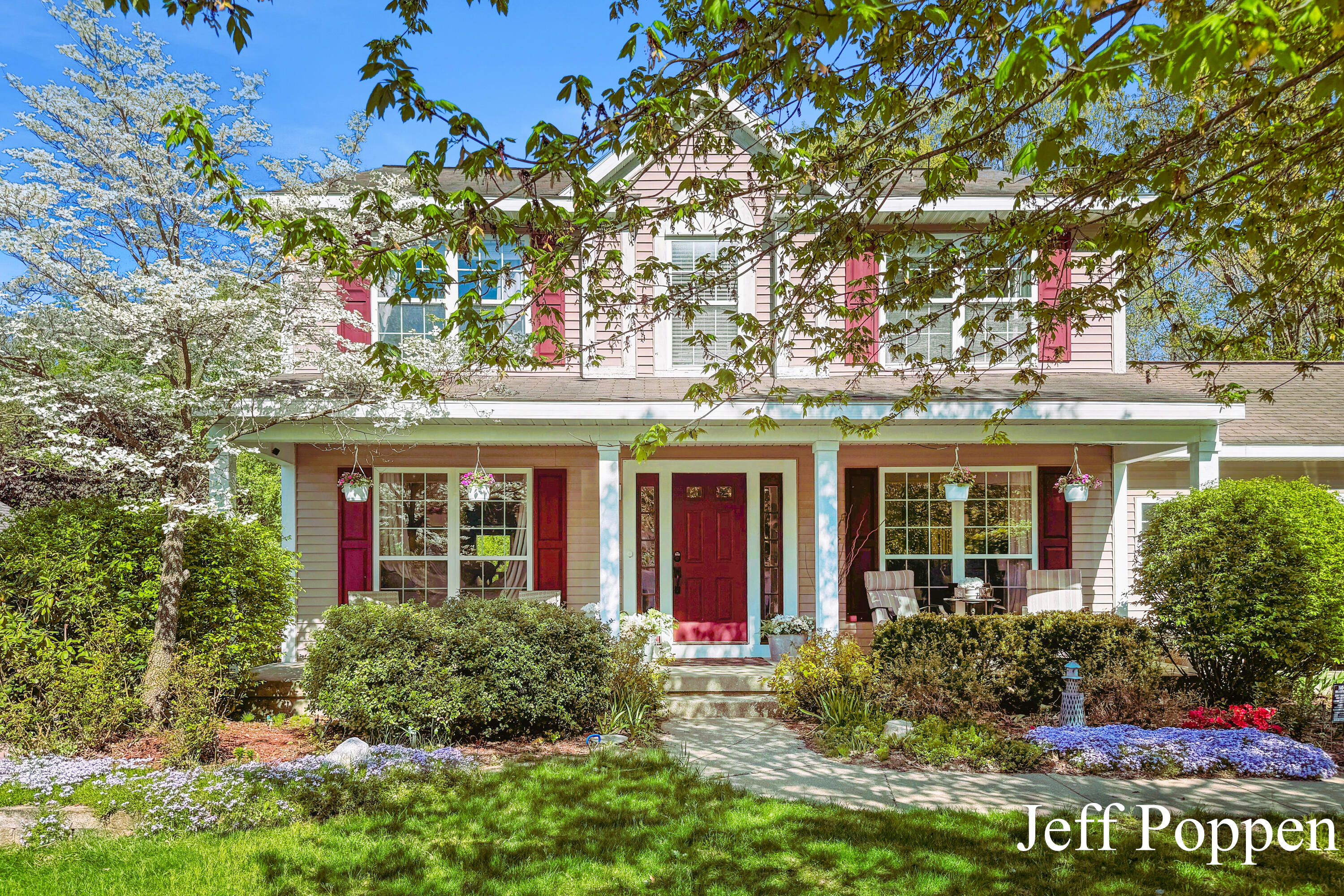 5382 Pinnacle Drive SW