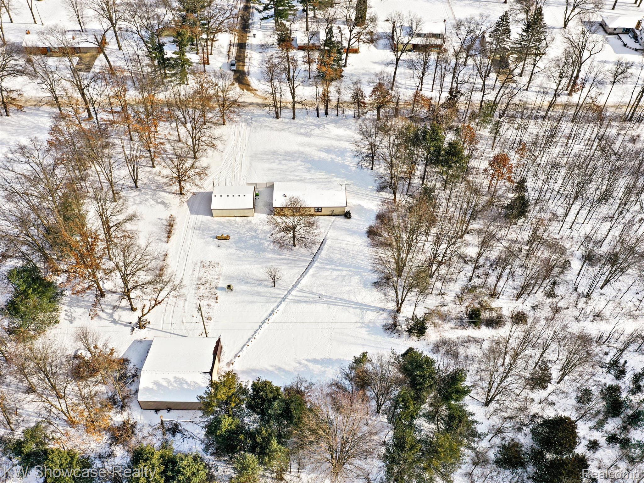 2185 ARMOND Road