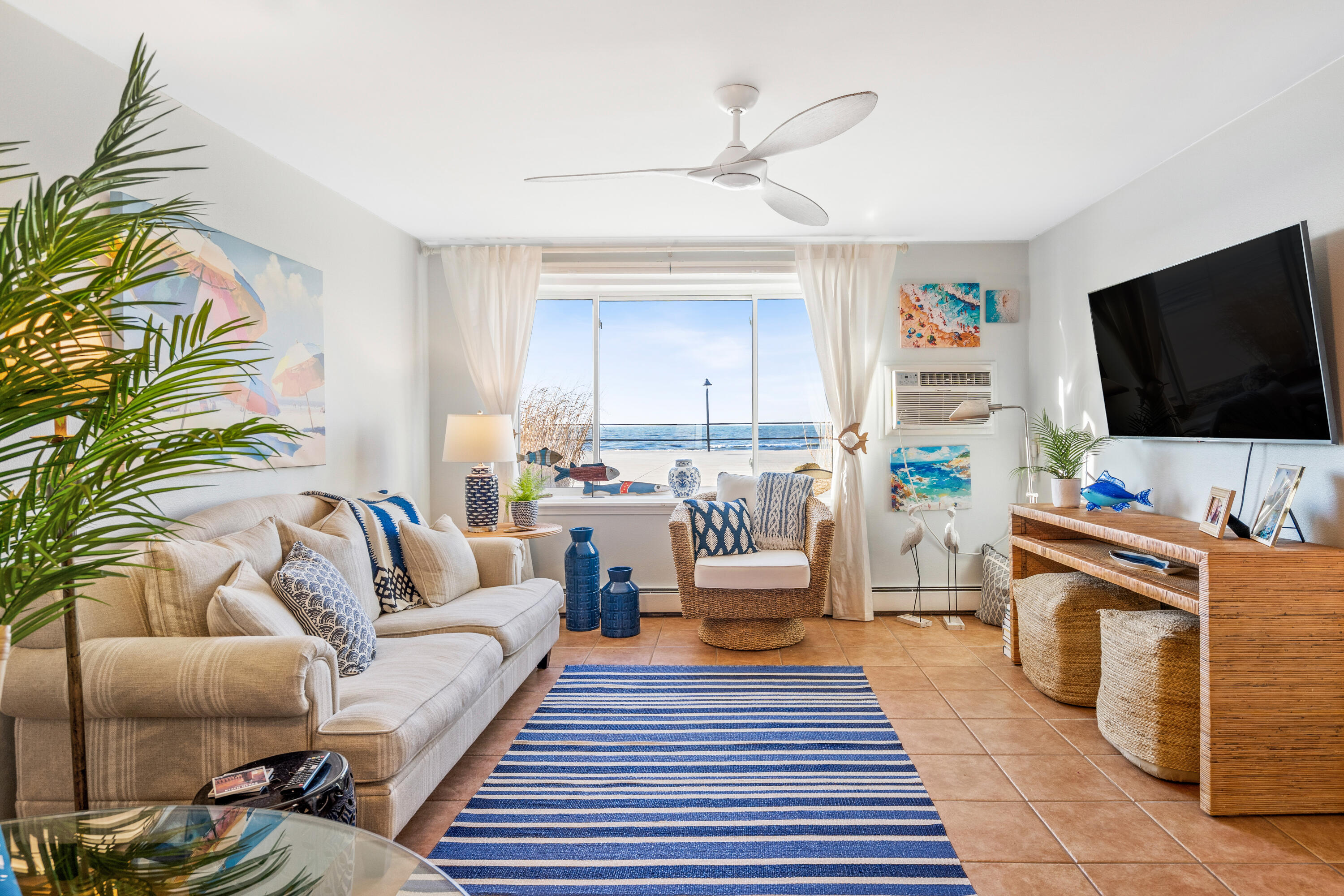 225 N Shore Drive 001