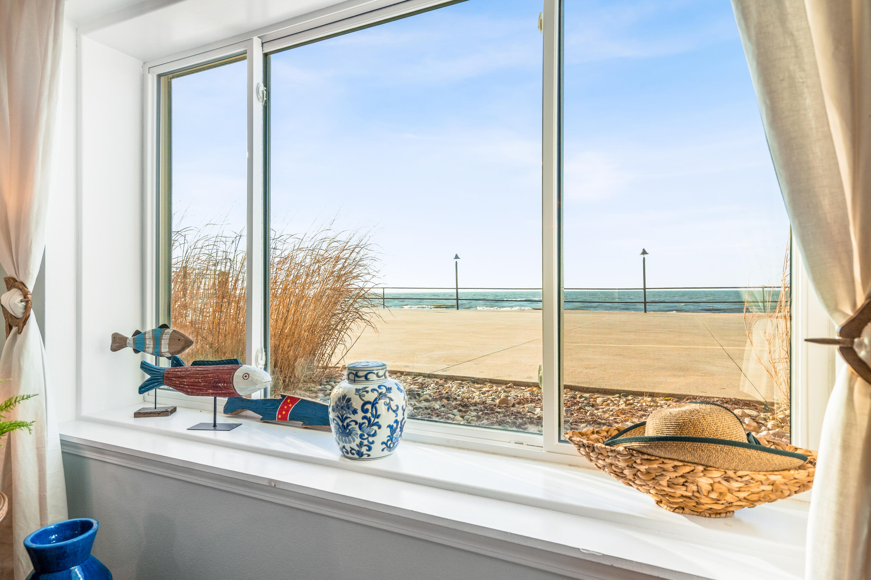 225 N Shore Drive 001