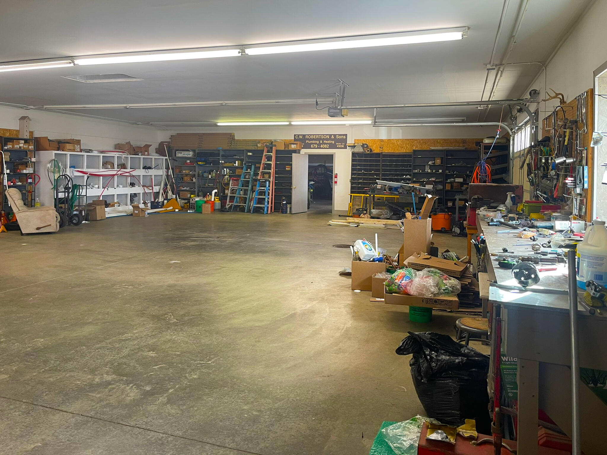 15675 Morris Industrial Drive