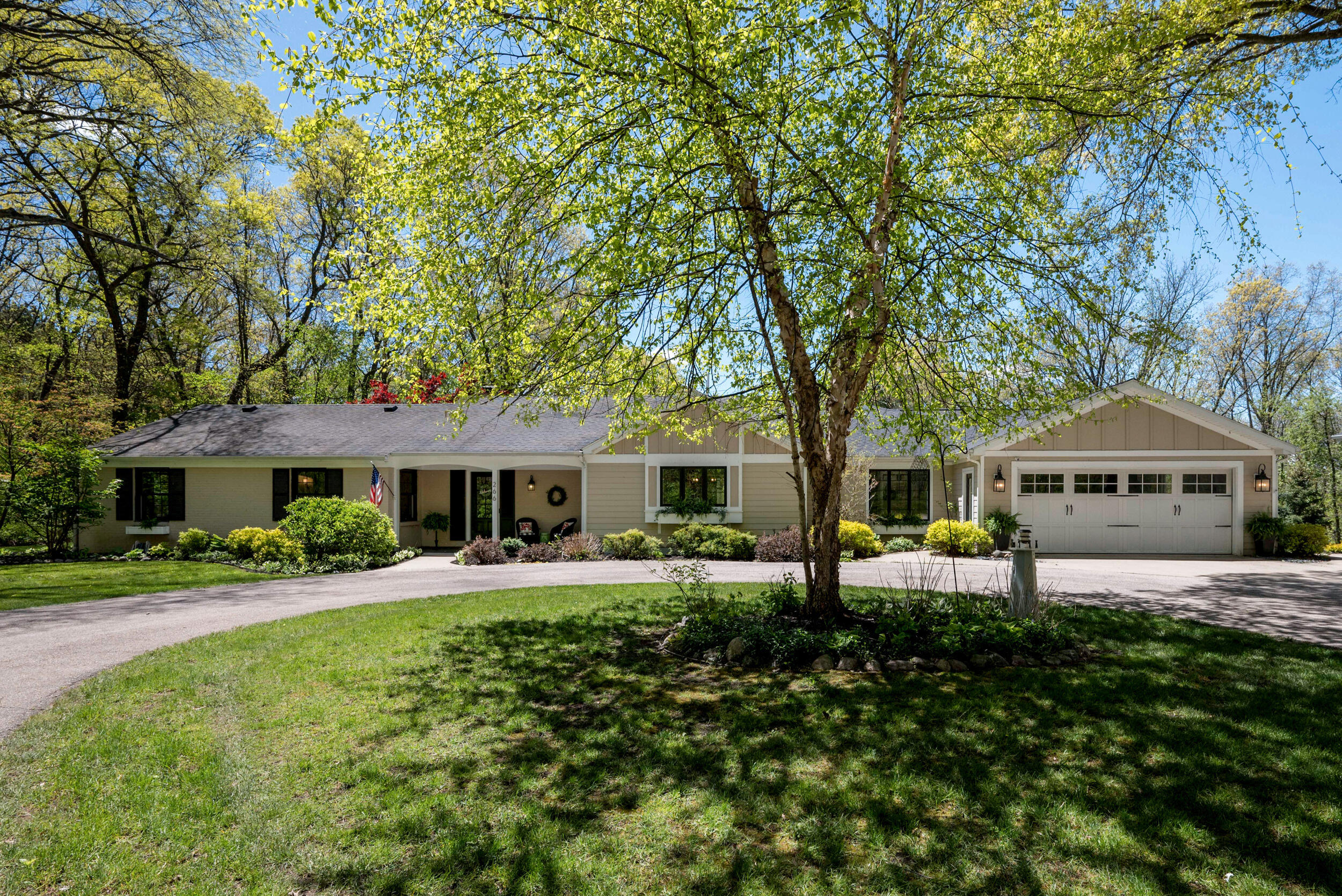 266 Pettis Avenue NE