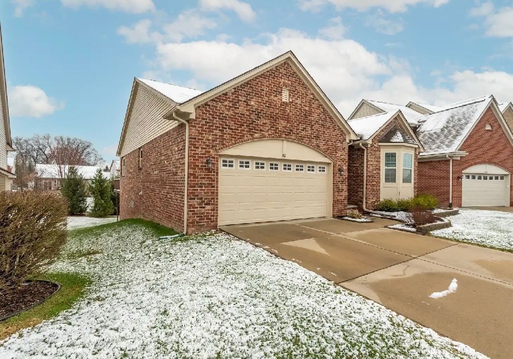 3121 BELLE TERRE