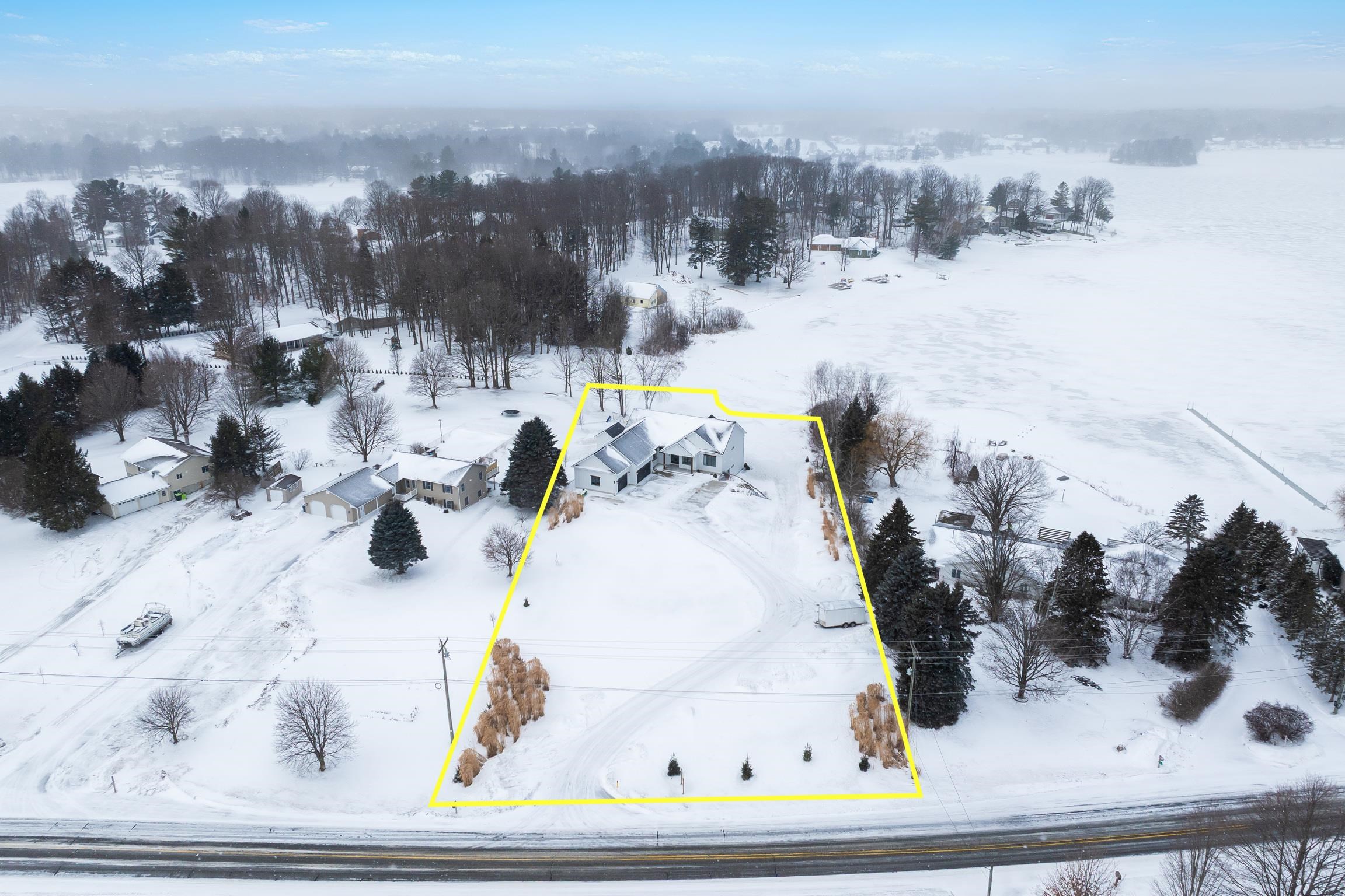 504 S East Silver Lake Road