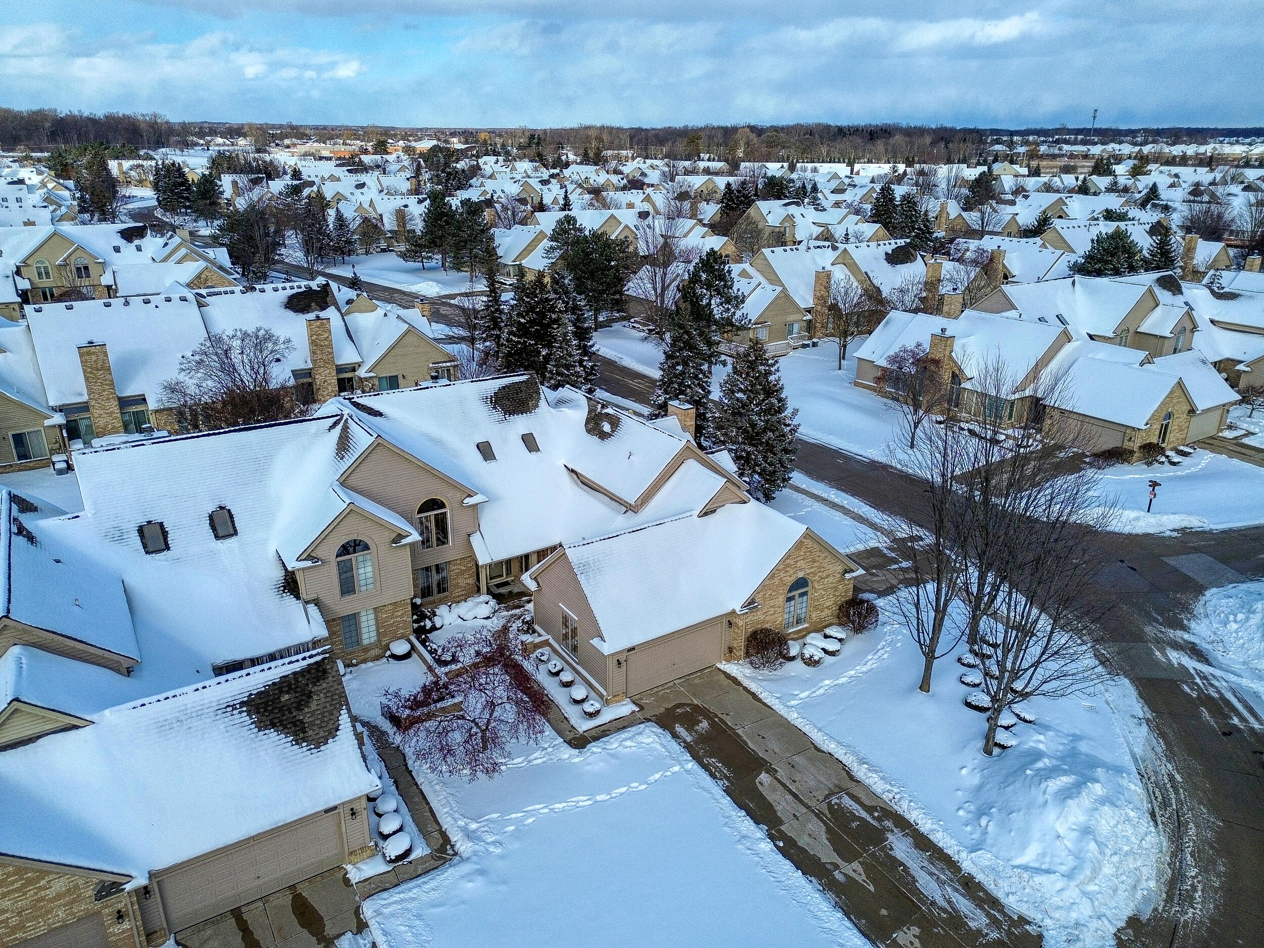 16767 W Cobblestone West Boulevard