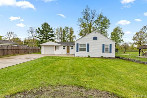 24628 Woodland Drive Brownstown Charter Township MI 48134