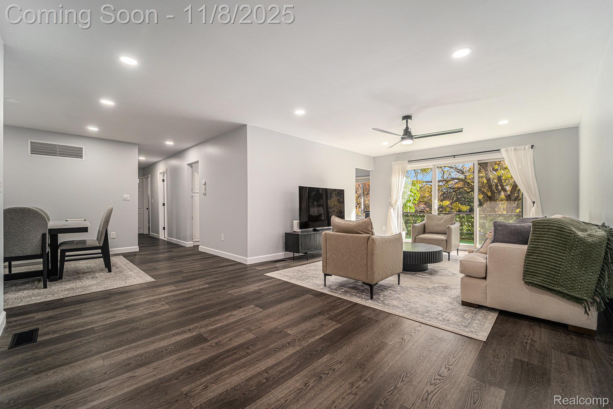 42160 Woodward Avenue