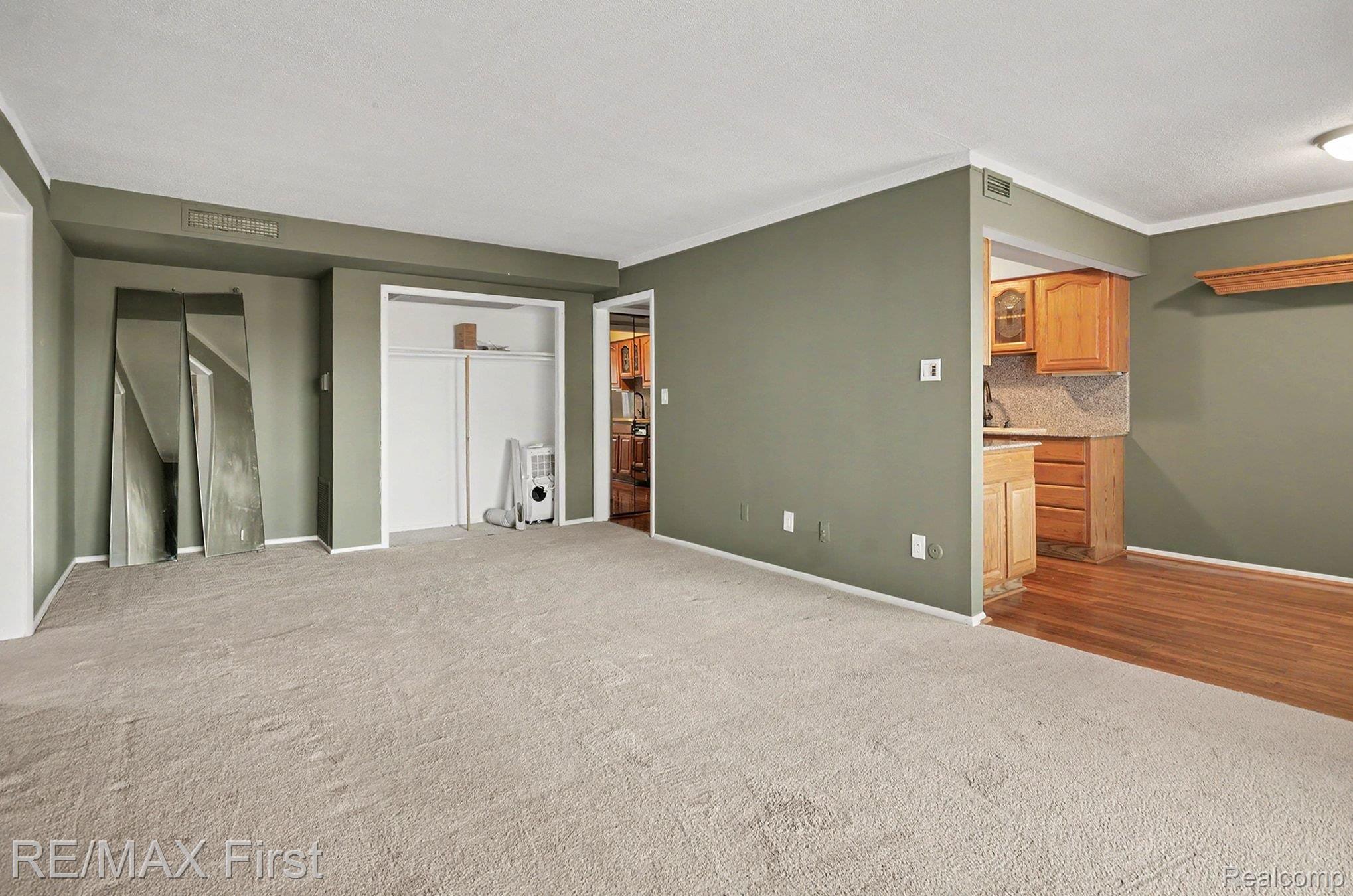 519 Riviera Drive