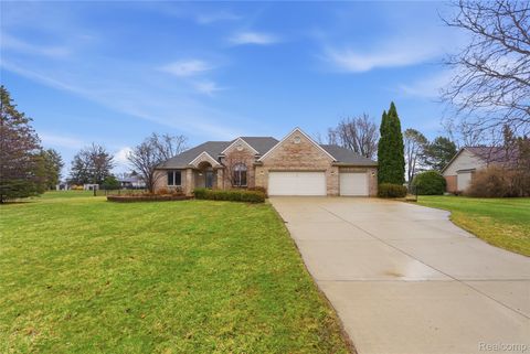 Tiny photo for 7095 Elmwood Drive, Grand Blanc Charter Township, MI 48439 (MLS # 20261014560)